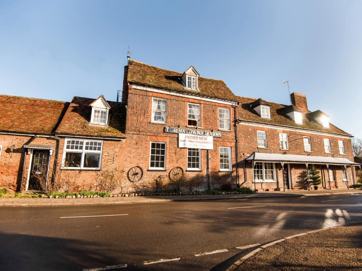 Oyo The Hardwicke Arms Hotel Arrington Exterior photo